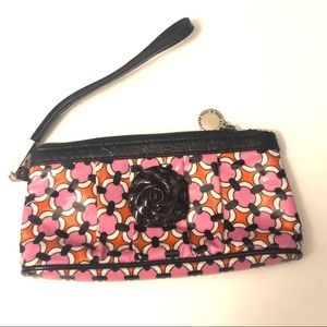 Vera Bradley Frill wristlet with geometric print